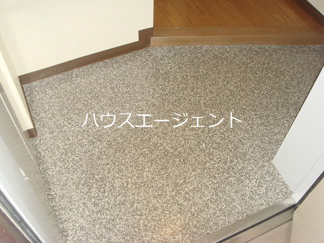 第2オンセイマンション 玄関