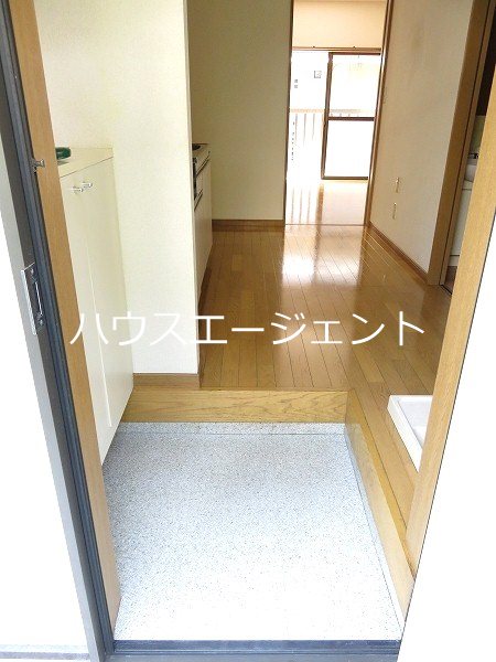 第六ハイツヤマヤ 玄関