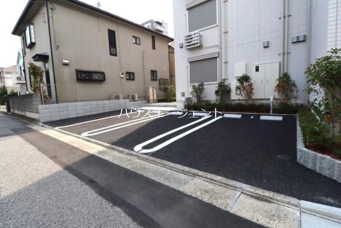グラナーデ東葛西 駐車場