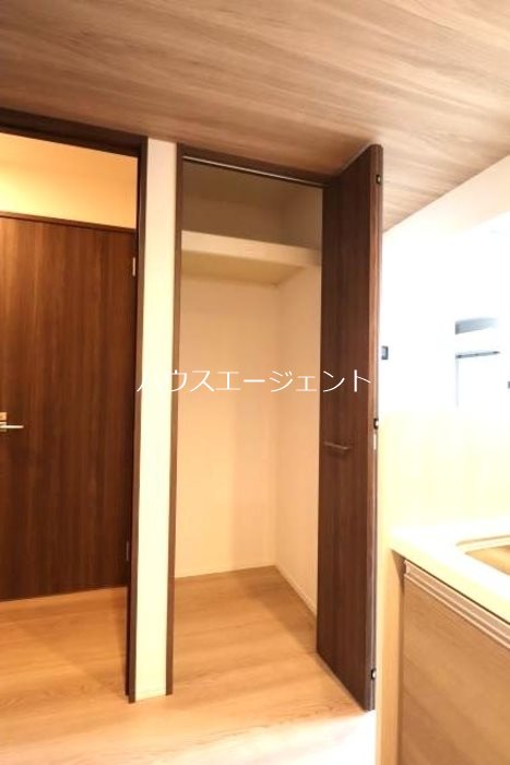 グラナーデ東葛西 収納