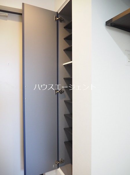 ルノン葛西 玄関