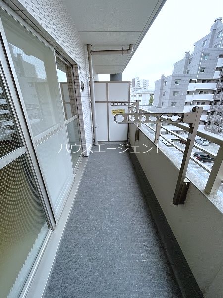 インカウンターマンション ベランダ