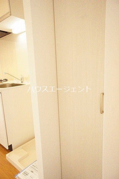 フラット 玄関