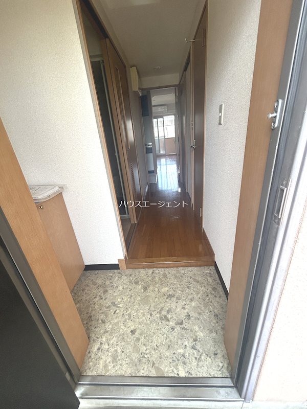 工芸館きうち２ 玄関
