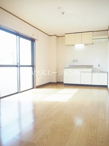 大高ハイツ リビング