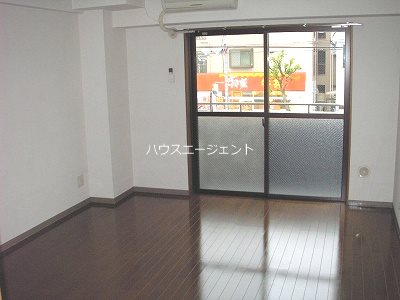 YS5 リビング