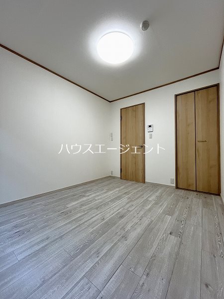 ラグジュアリーサンレイク リビング