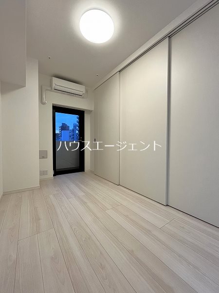 コンフォリア・リヴ西葛西 リビング