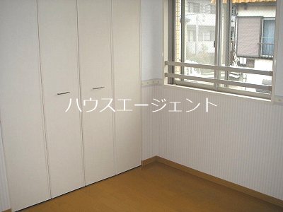 カーロヴィレッタ　Ⅱ ベッドルーム