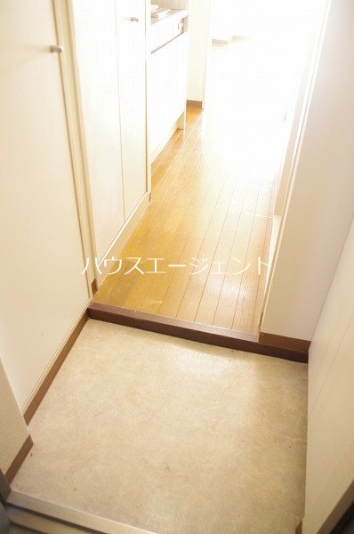 松本ビル 玄関