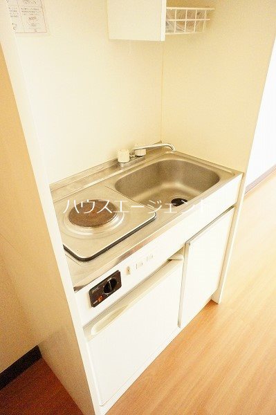 エスクロープラザ キッチン