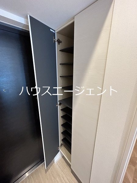 カシェット ラ フォーレ 玄関