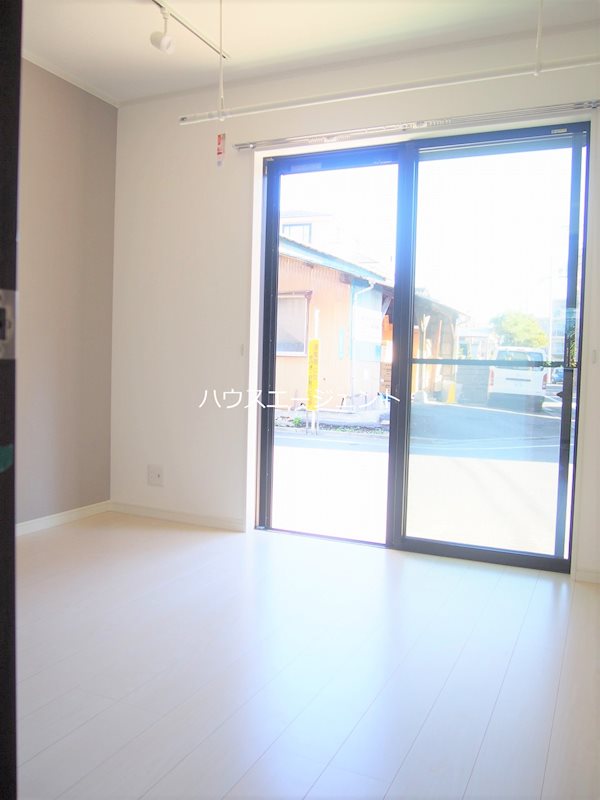 グリシーヌ新田 リビング