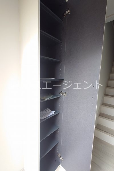 プレジール 玄関