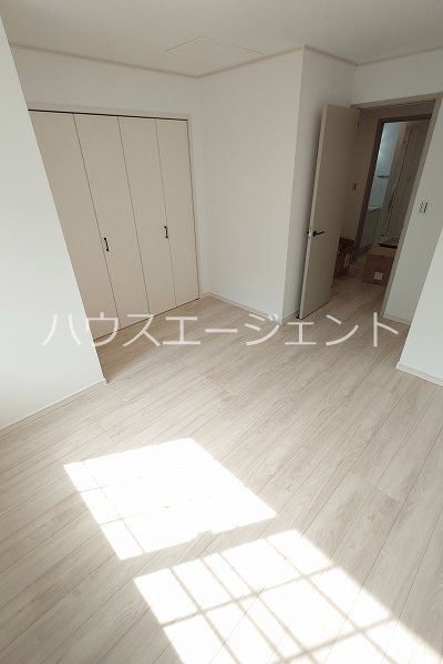 プレジール ベッドルーム