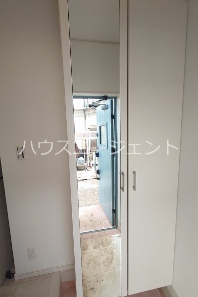 プレジール 玄関