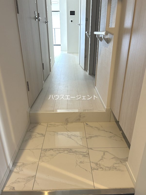 コンフォリア東葛西 玄関