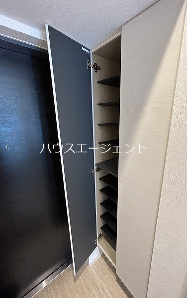 カシェット ラ フォーレ 玄関