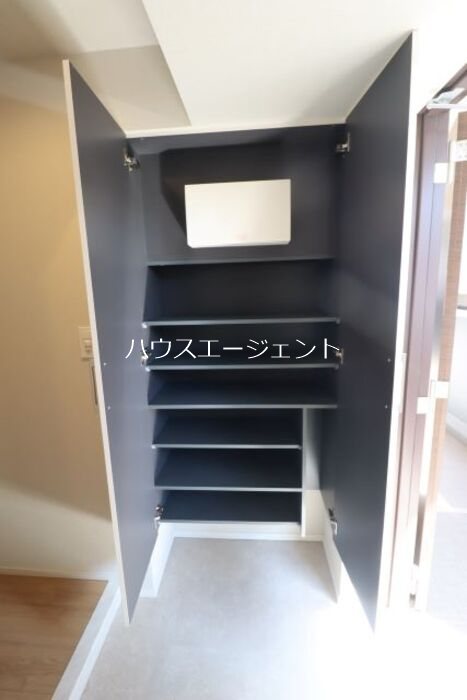 サンジョイアゼロ 玄関