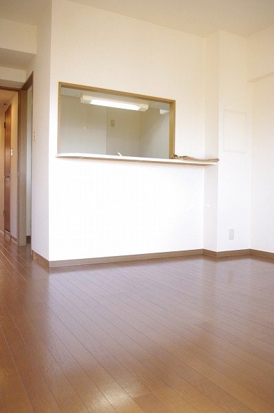 グロリア壱番館 リビング