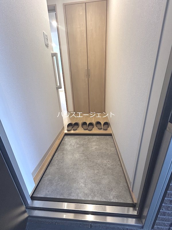 サン・シャトン 玄関
