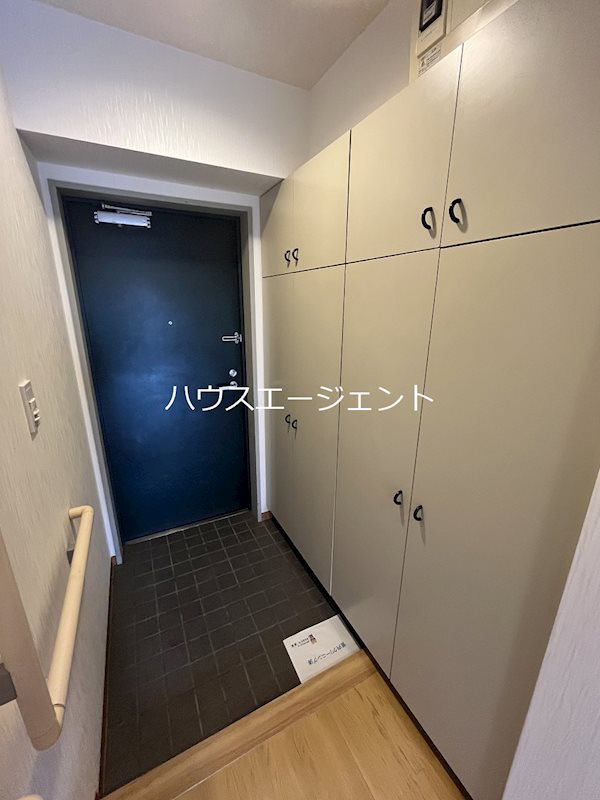 コンフォートサクラ 玄関