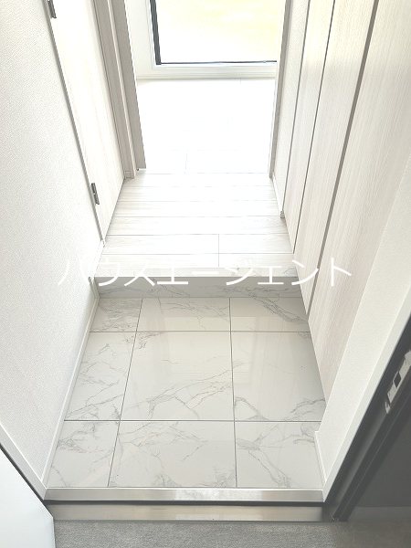 コンフォリア東葛西 玄関