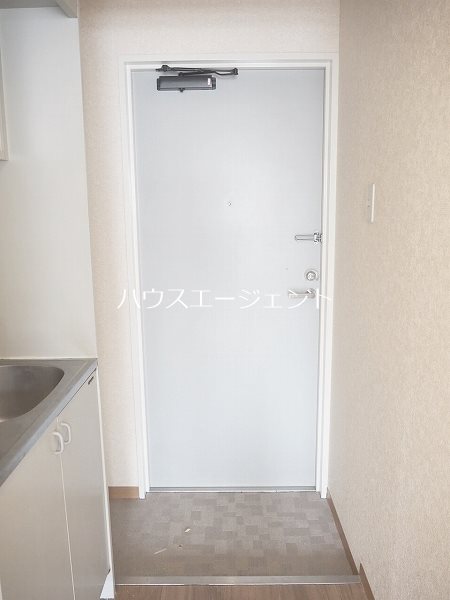 第2山藤ビル 玄関