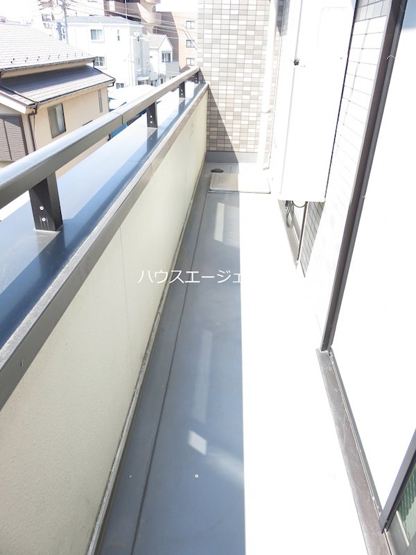 ファミーユコート恩田Ｂ棟 ベランダ