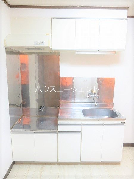 リバージュヨシワ キッチン