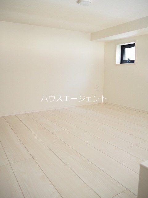 クリエイティブテラス東葛西 ベッドルーム