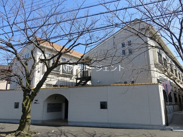 フローラ２ 217号室 外観
