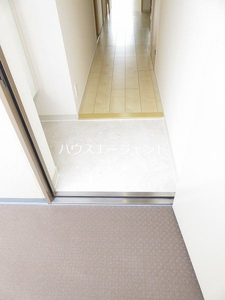 サンジョイア 玄関