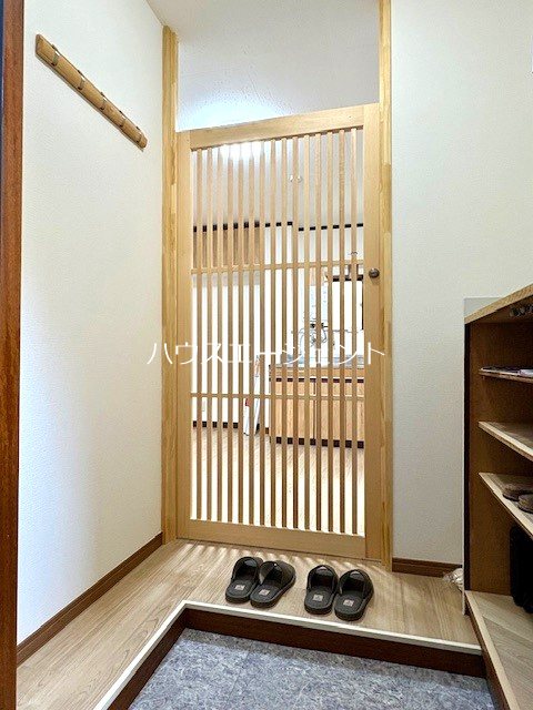 庄司ビル 玄関