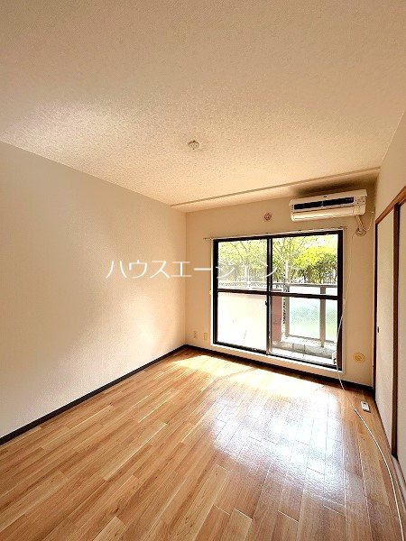 エトワール北葛西Ⅱ リビング