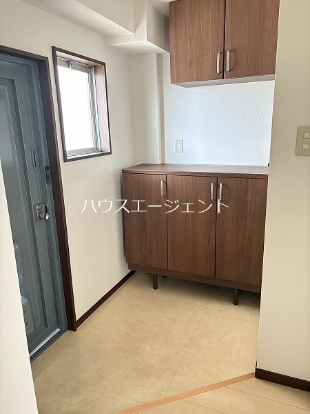サニーコーポラス１号棟 玄関