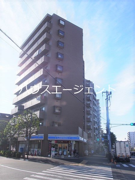 サンフラワー第６ 303号室 外観