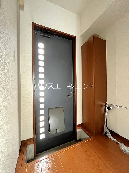 エストリヴィエール 玄関