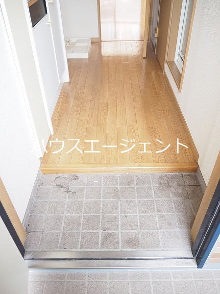 ラクダ 玄関
