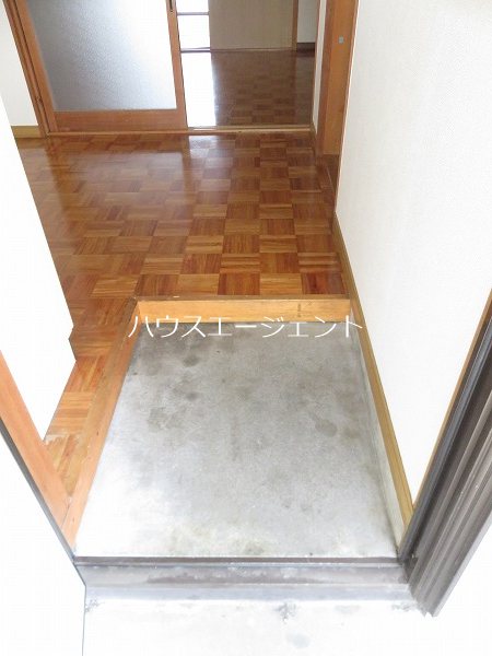 アサヒハイツ 玄関