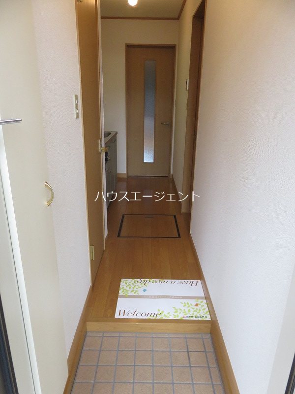 ラ・フェスタ 玄関