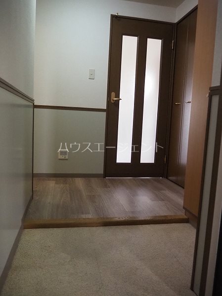 桜館 玄関