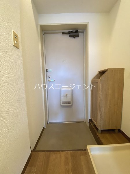 アルベール 玄関