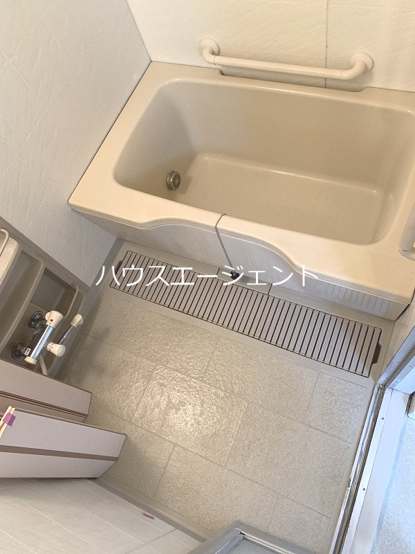 六香・カンパーニュ 風呂画像