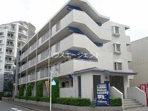 ホワイトキャッスル 305号室 外観
