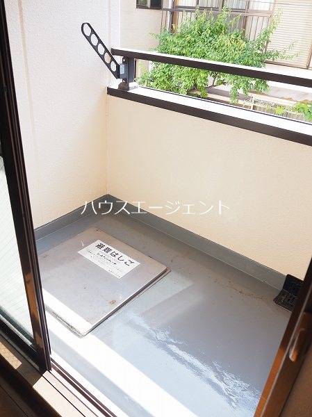 メゾンドール旭パート１ ベランダ