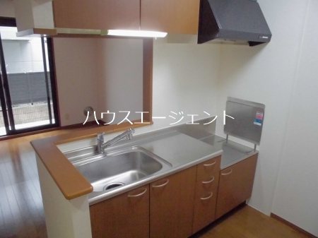 デルフィ　参番館 キッチン