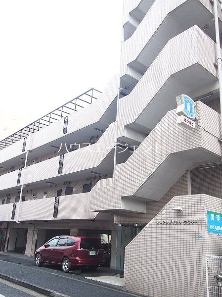 イーストポイントワタナベ 102号室 外観