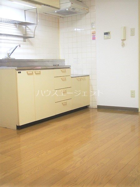 イーストポイントワタナベ キッチン
