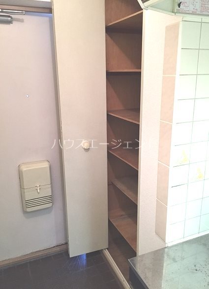 ファミール西葛西 玄関
